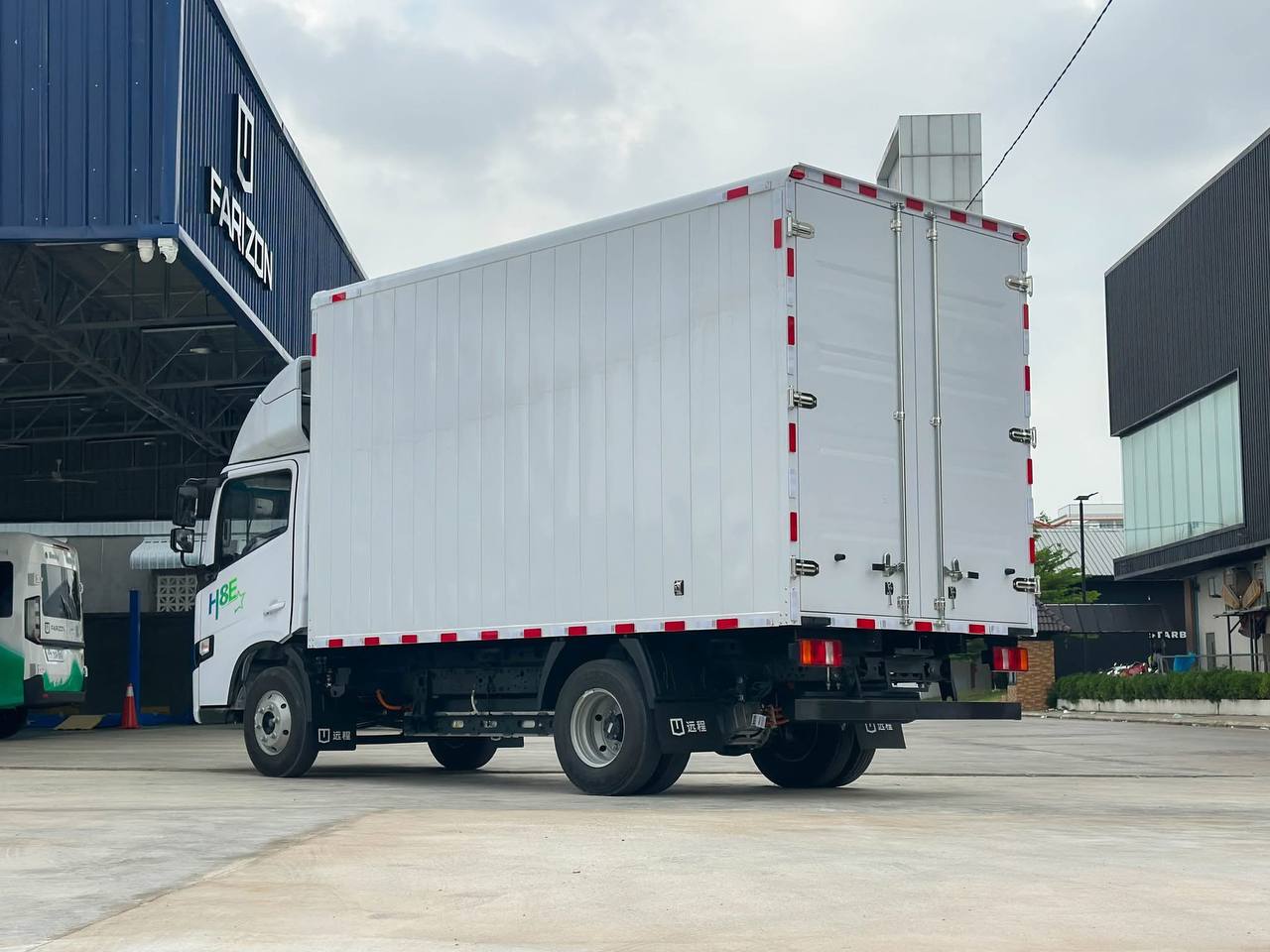 F1E Series Cargo Box